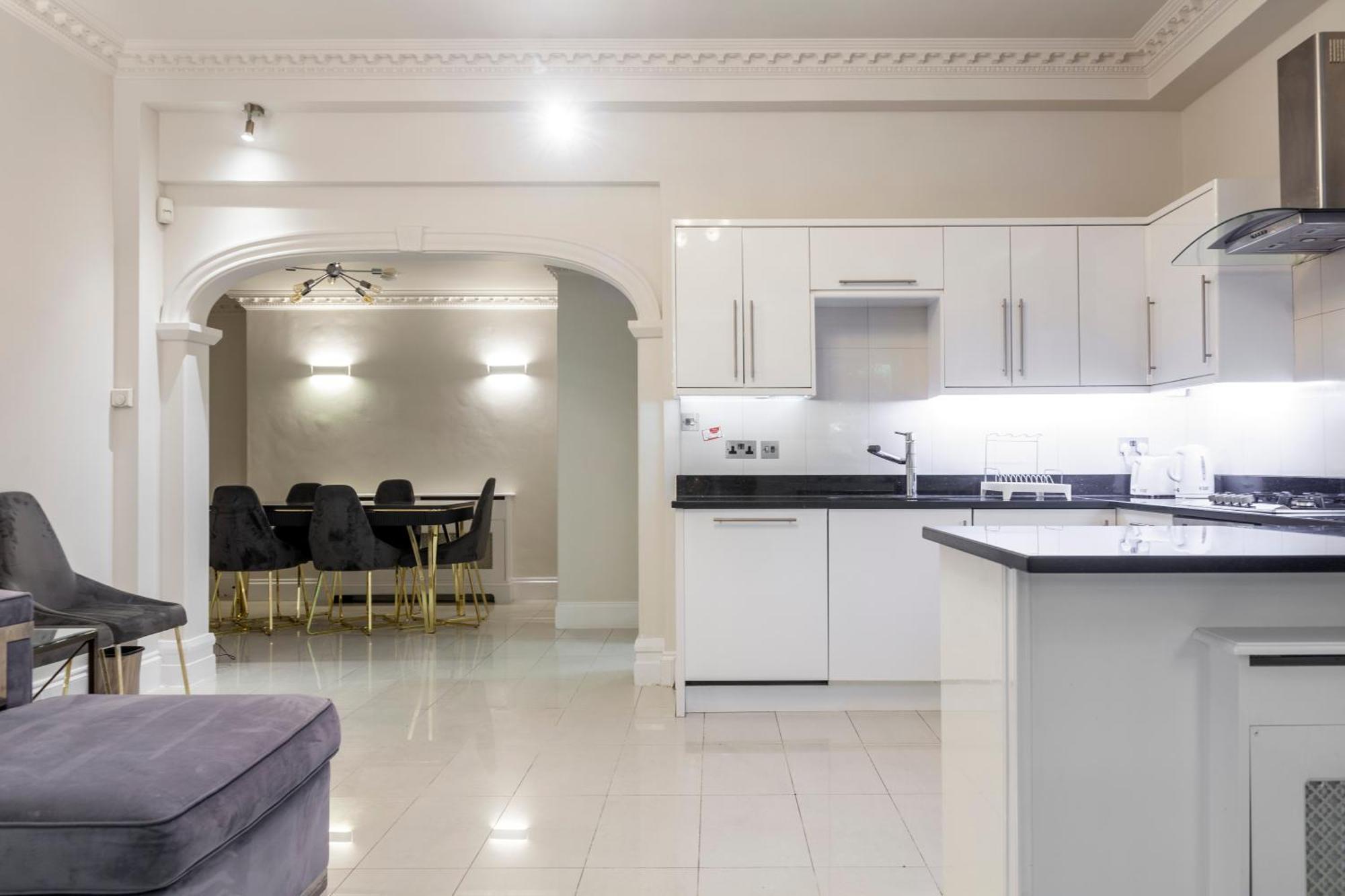 Apartamento Astounding 3br Flat, 5 Min To Hyde Park Londres