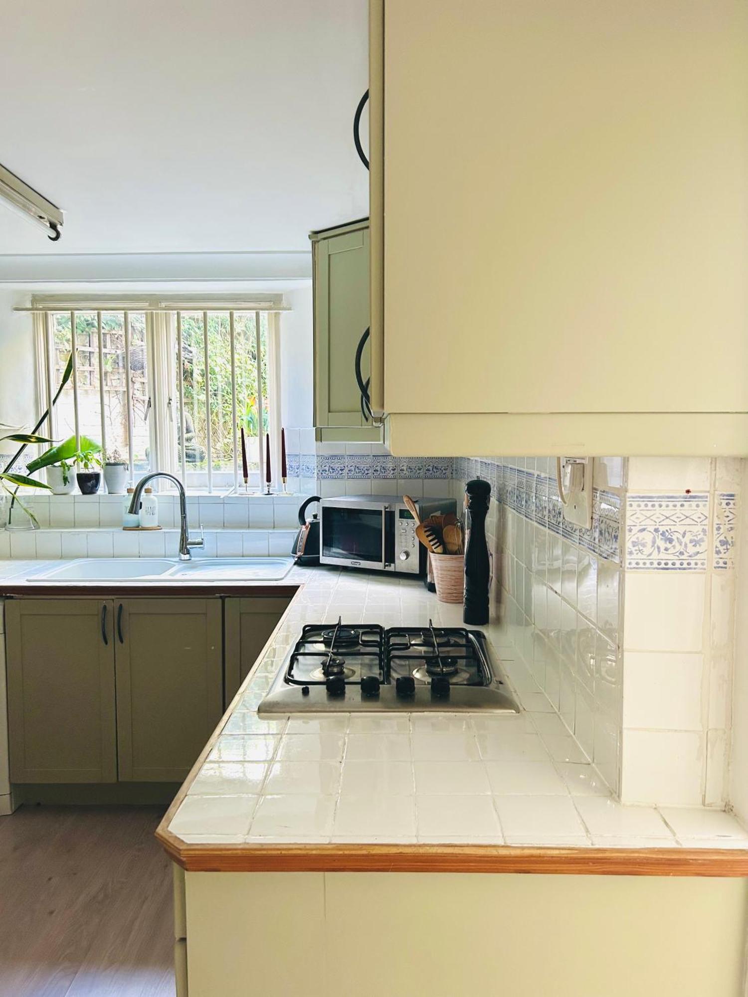 Kensington Secret Gem Apartment