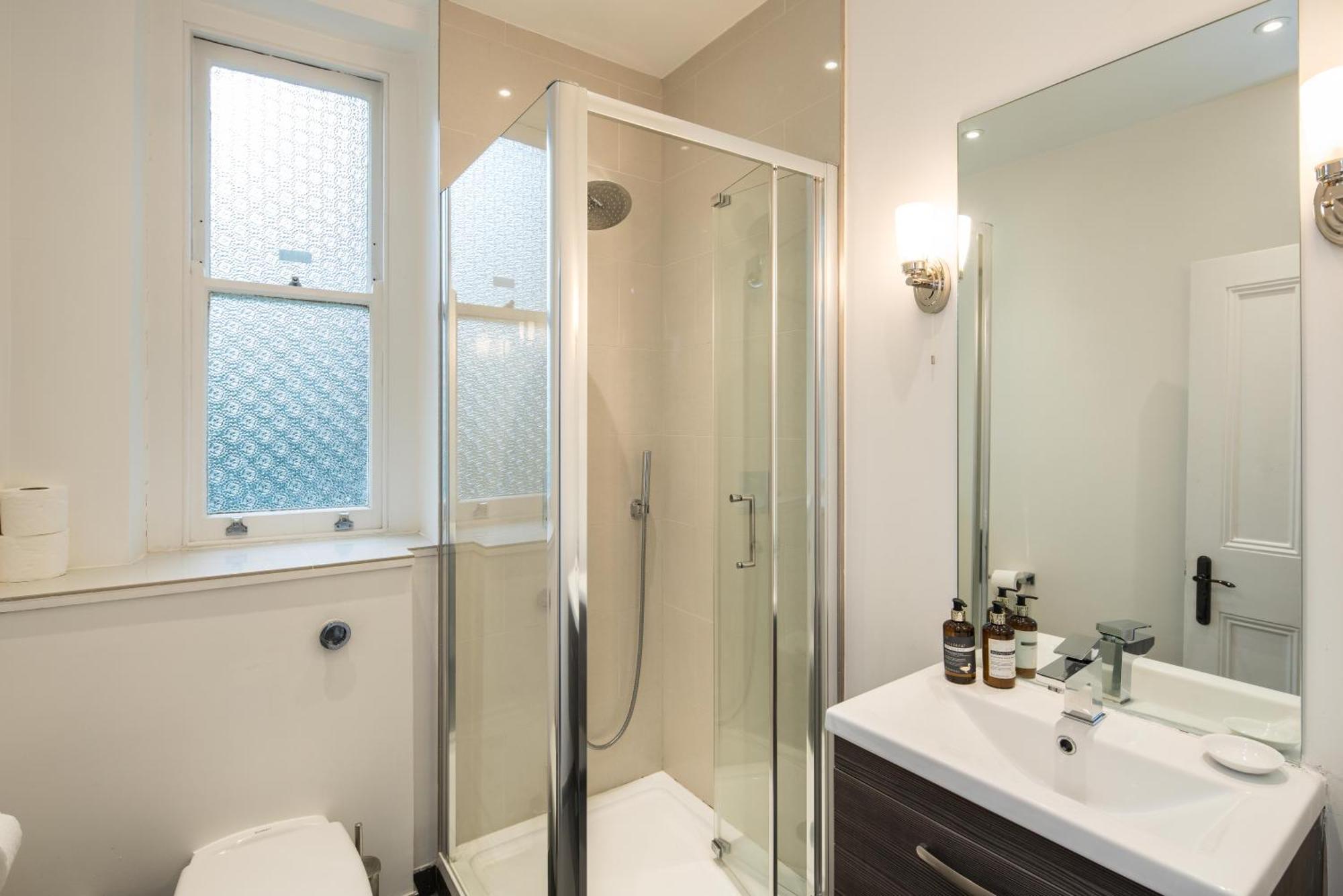 Wk Luxury4bedrooms-kensington-olympia-cinemaroom Apartamento Londres