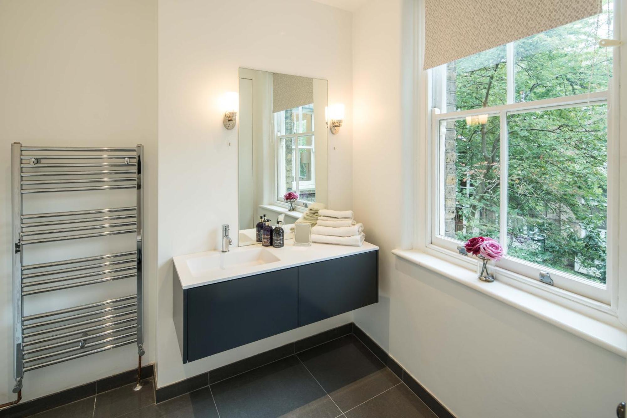 Wk Luxury4bedrooms-kensington-olympia-cinemaroom Londres