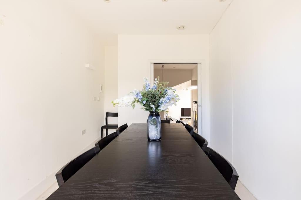 Modern 3 Bedroom Townhouse By Wild Roses Casa de férias *