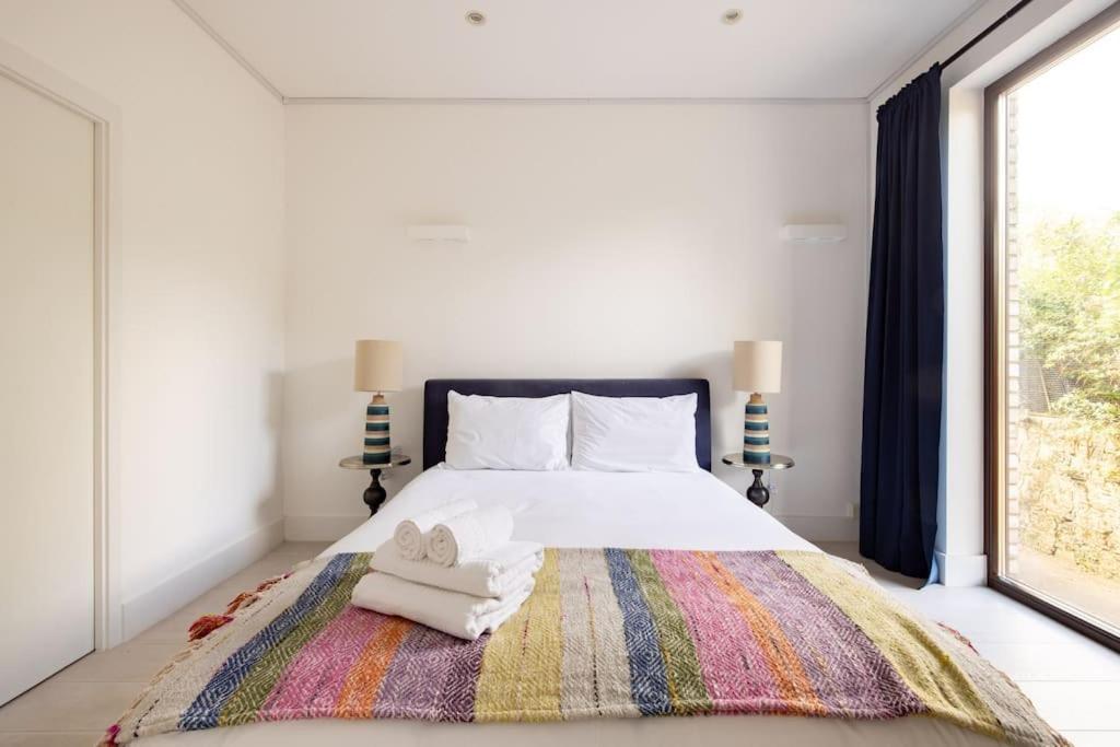 Modern 3 Bedroom Townhouse By Wild Roses Сasa de vacaciones *