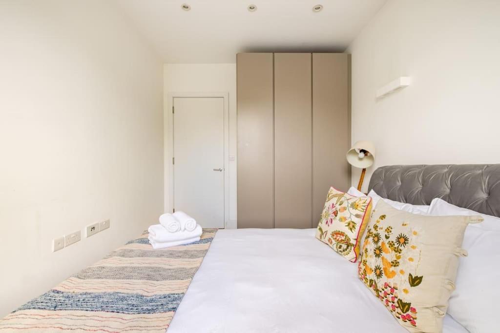 Сasa de vacaciones Modern 3 Bedroom Townhouse By Wild Roses