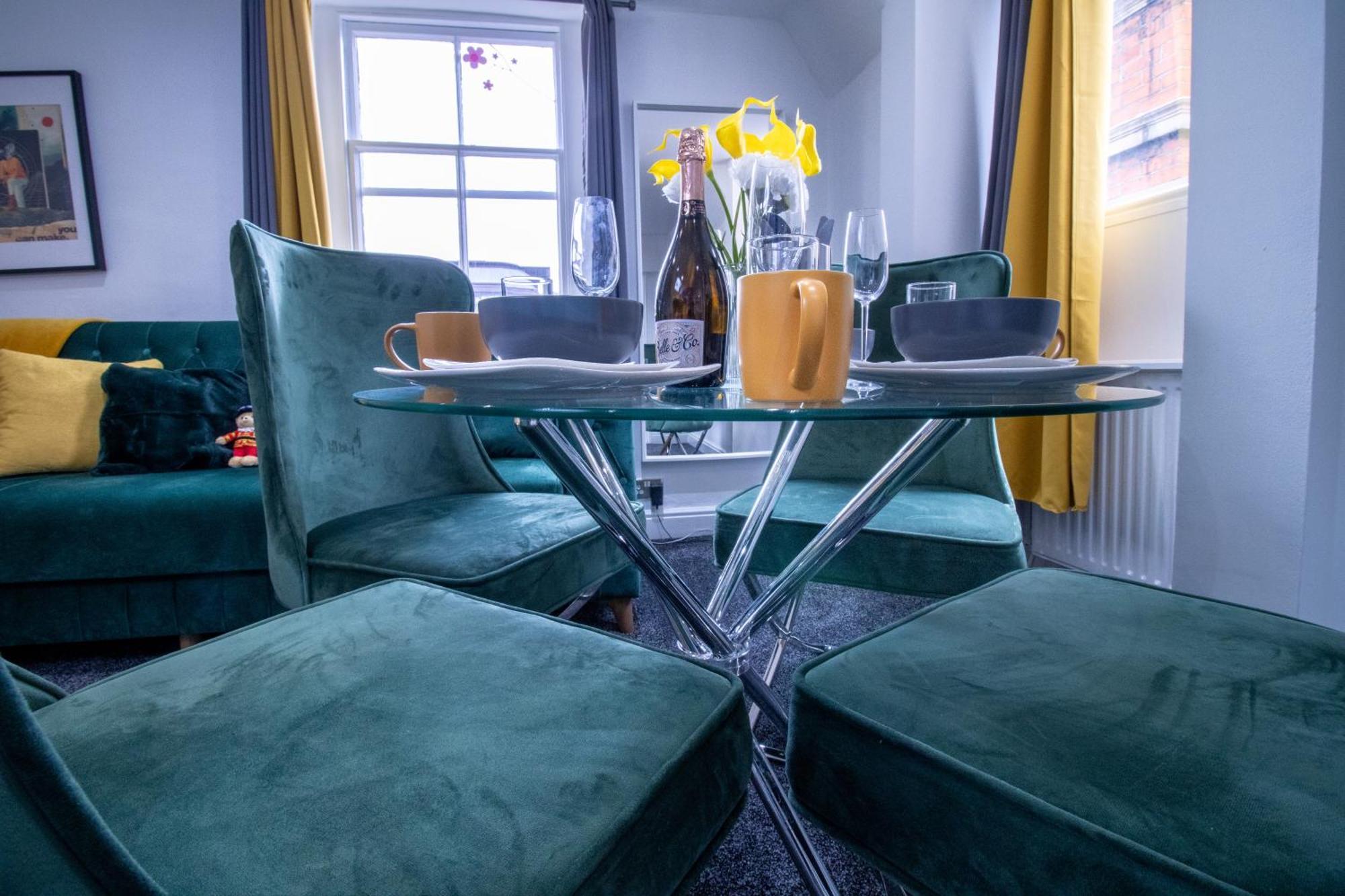 Luxurious 1-bedroom Penthouse On Oxford Street 11g Appartement *