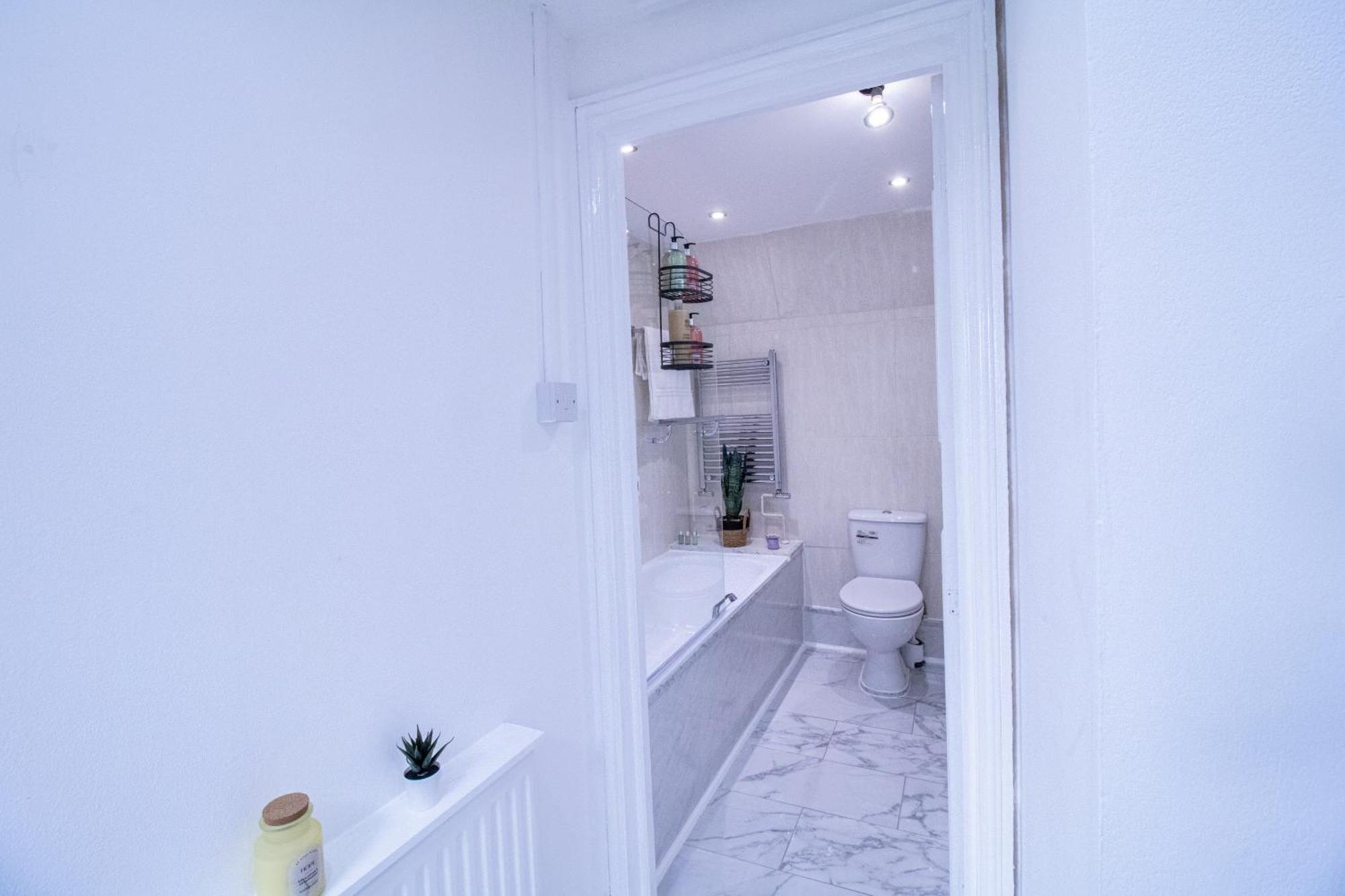 Luxurious 1-bedroom Penthouse On Oxford Street 11g Apartamento