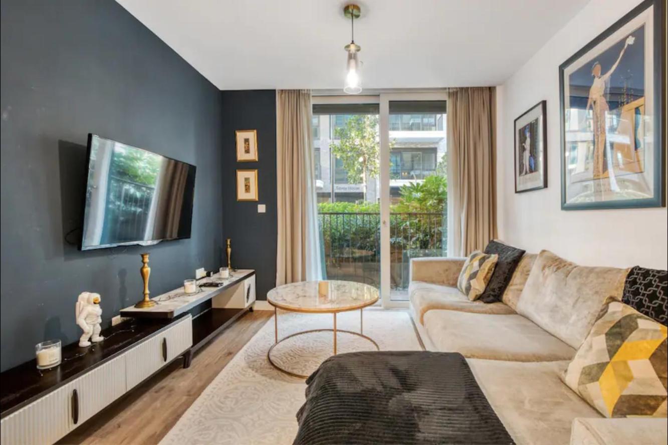 Chelsea Chic: An Upscale And Modern Flat Appartement *