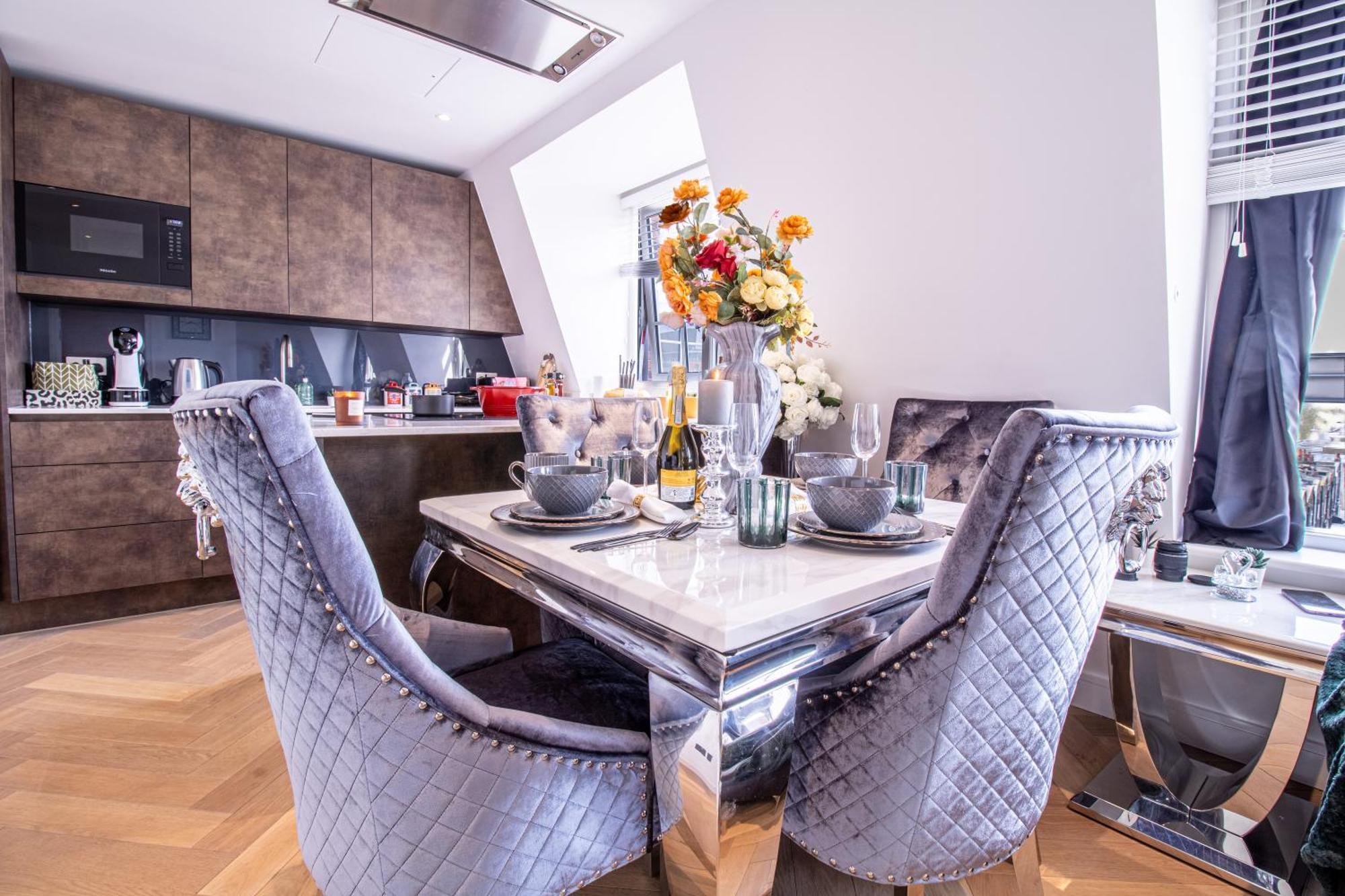 Luxurious 1-bedroom Penthouse In Marble Arch 71 * Londres
