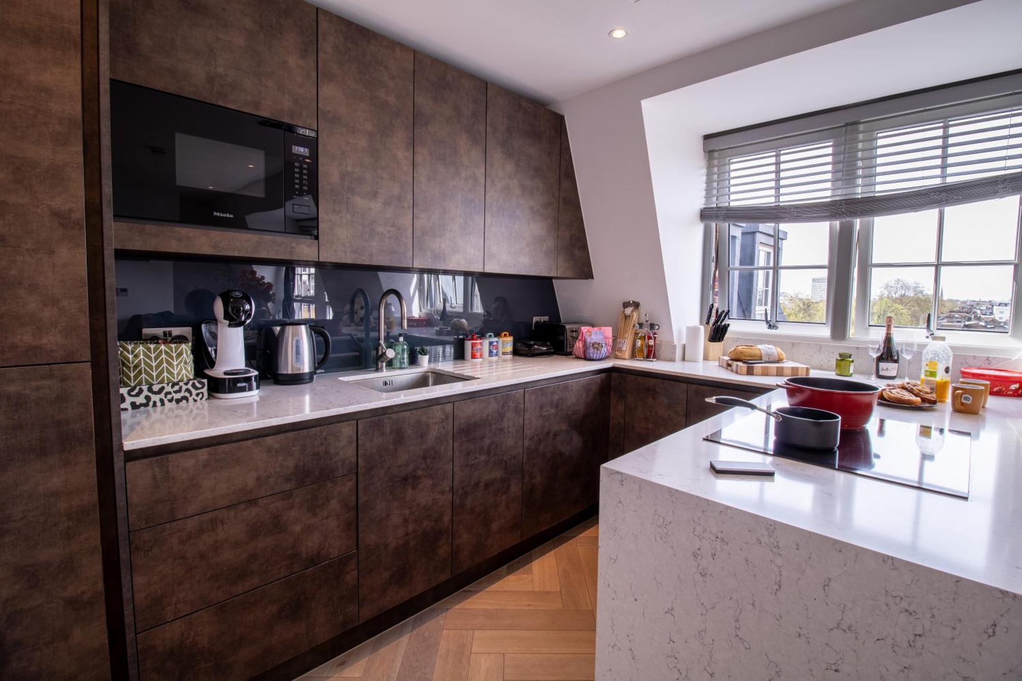Luxurious 1-bedroom Penthouse In Marble Arch 71