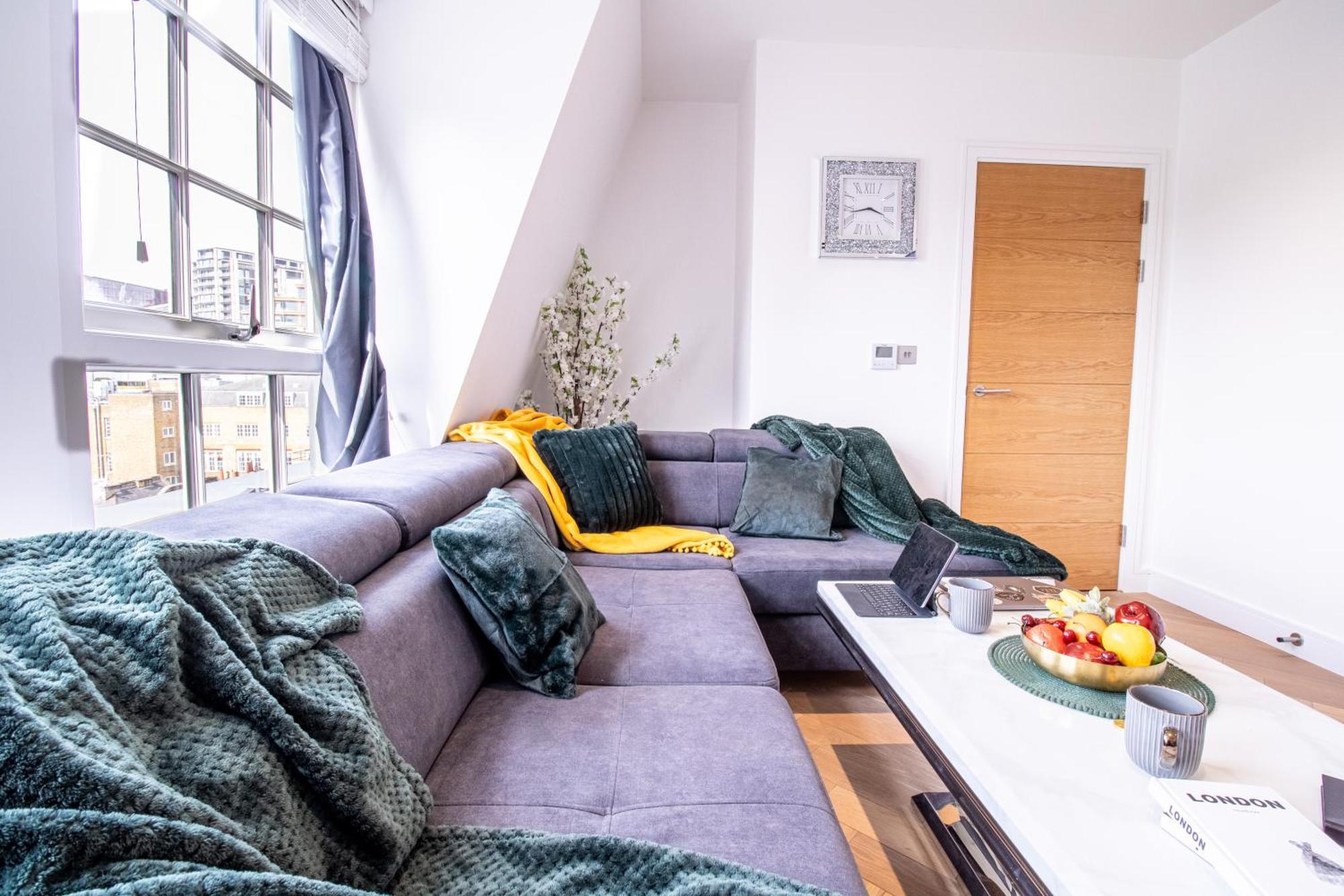 Luxurious 1-bedroom Penthouse In Marble Arch 71 *