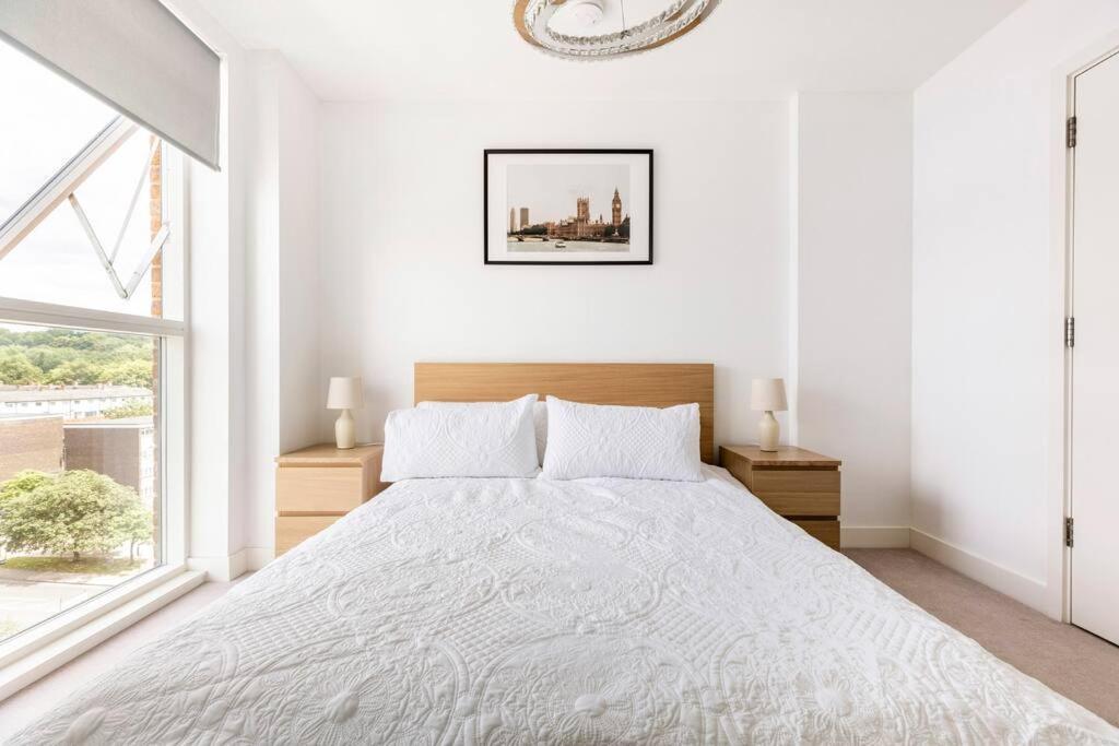 Apartment Stylish & Comfortable Top-floor Flat In Harrow