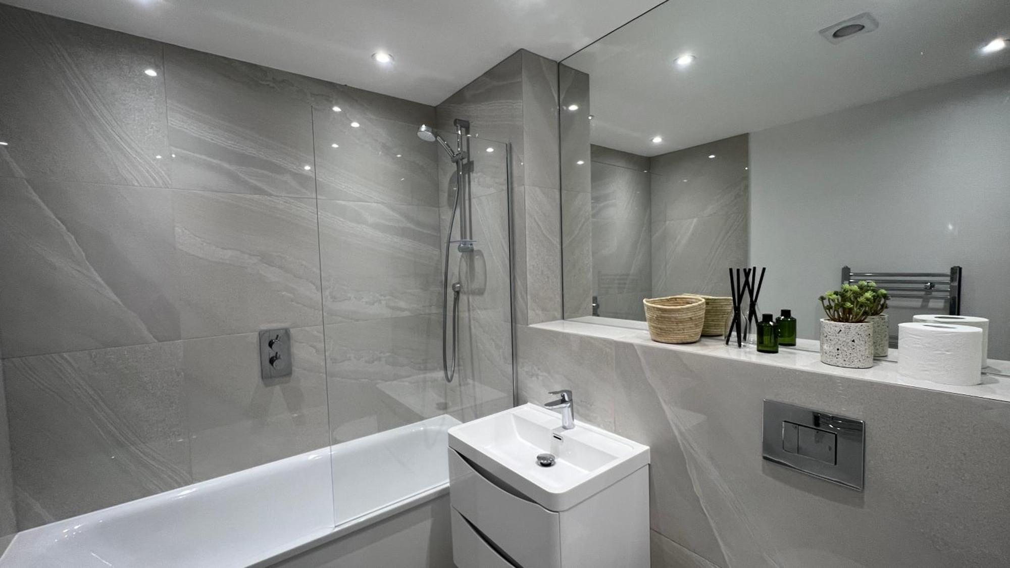Apartment C1, Luxury 2 Bedroom Flat In Wembley London