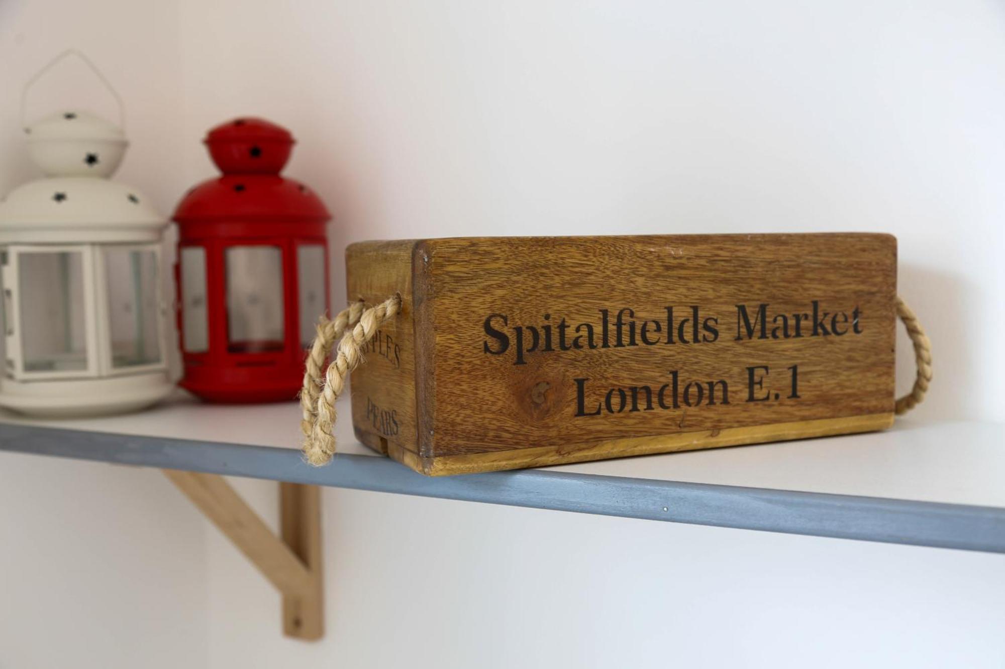 Accommodatie bij particulieren Stylish 1-minute Walk To Camden Town Metro, Shops, Cafes, Bars & Restaurants With Shared Bathrooms