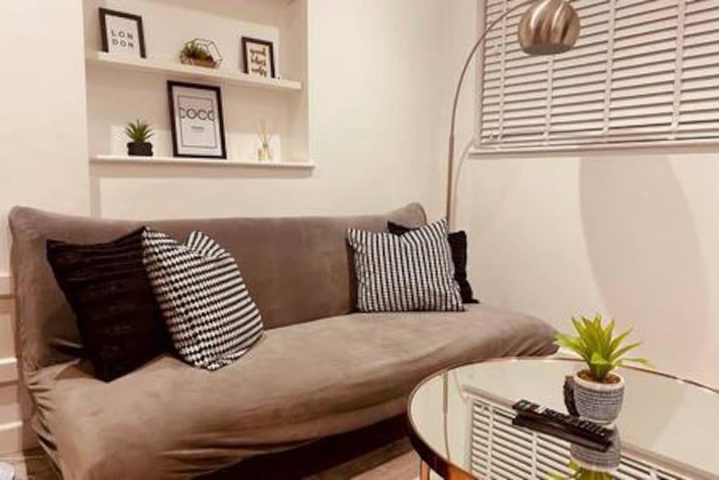 Apartamento Modern 1 Bed Flat In Hackney With Parking Londres