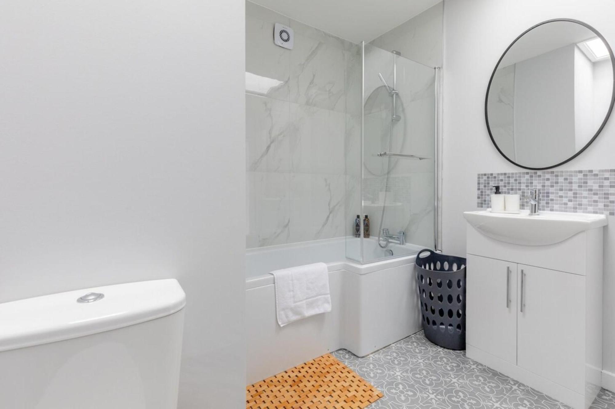 Hébergement de vacances Newly Renovated 3bd Islington! *