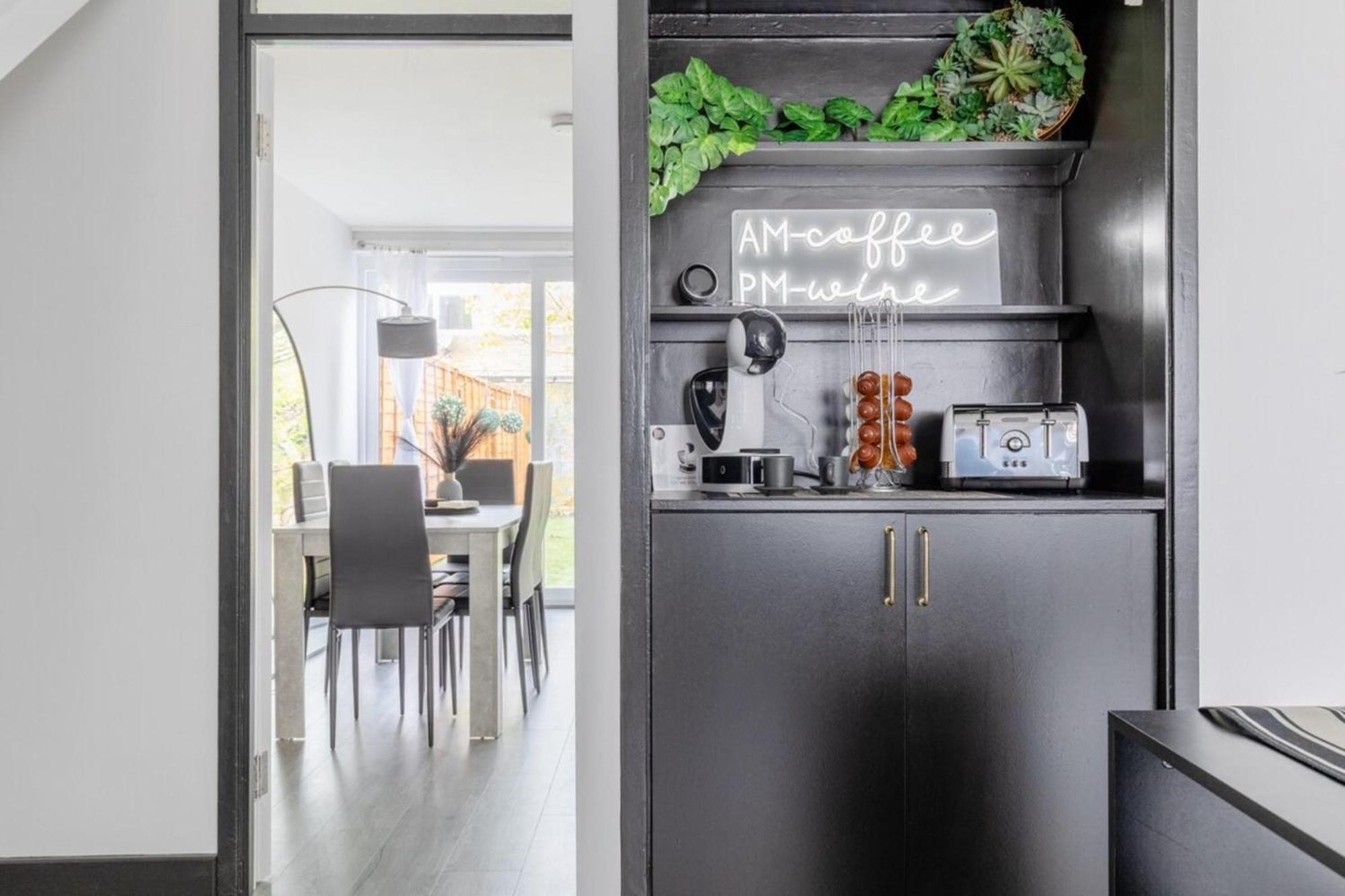 Hébergement de vacances Newly Renovated 3bd Islington! *