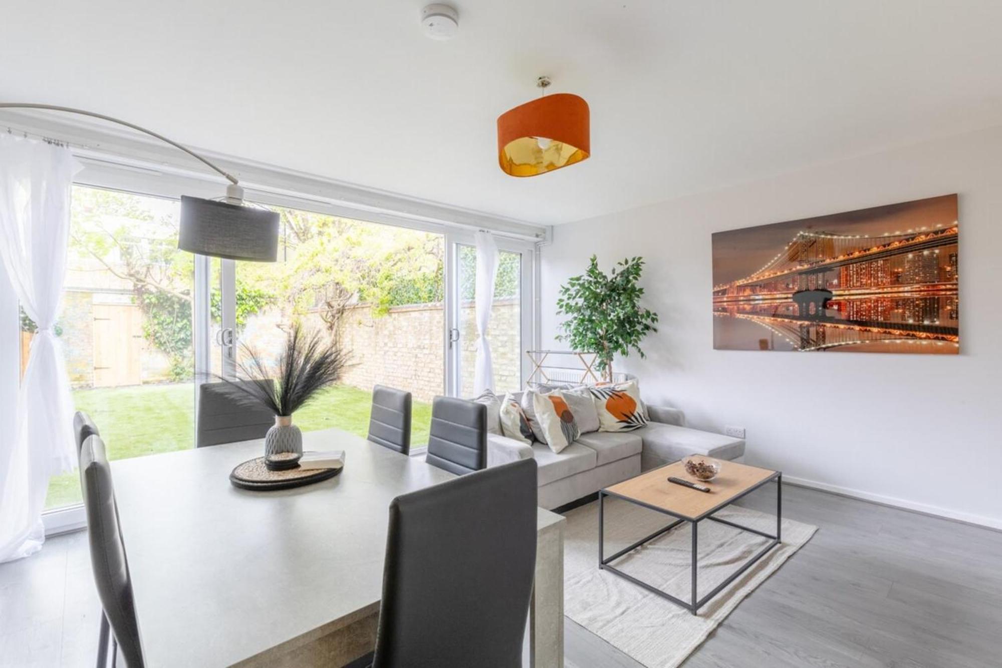 Newly Renovated 3bd Islington! * Londres