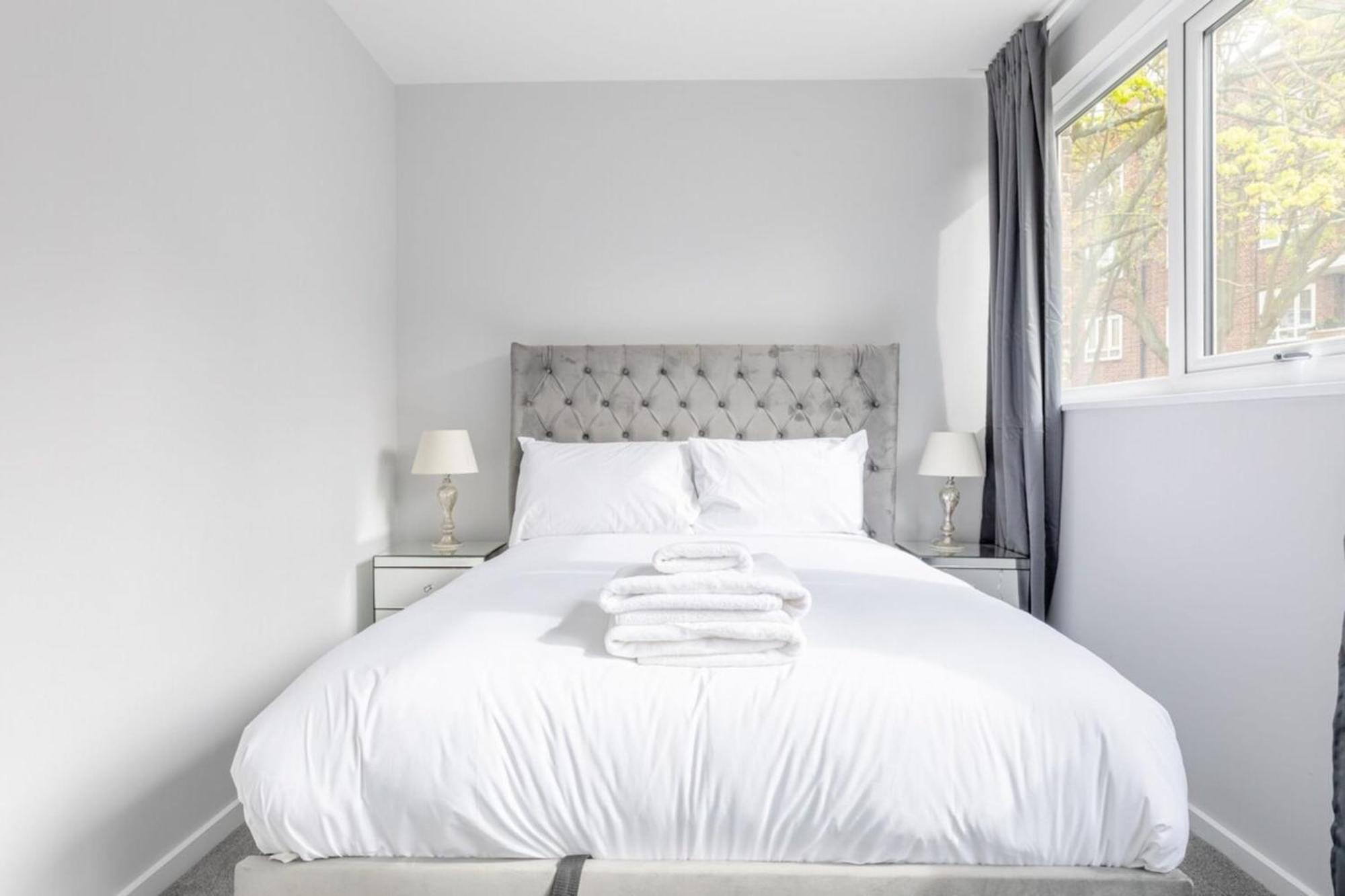 Newly Renovated 3bd Islington! Hébergement de vacances