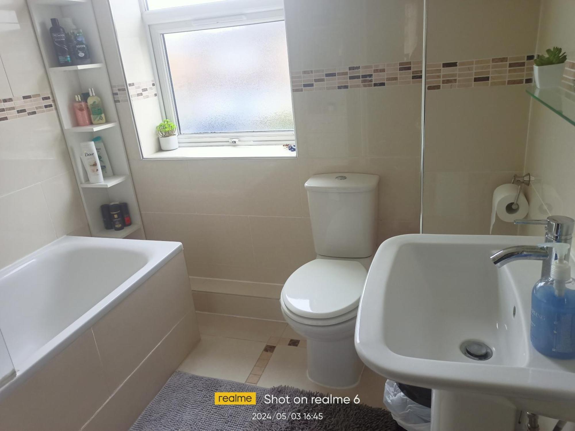 Hospedagem domiciliar Goldy's Place In E17 Room2 *