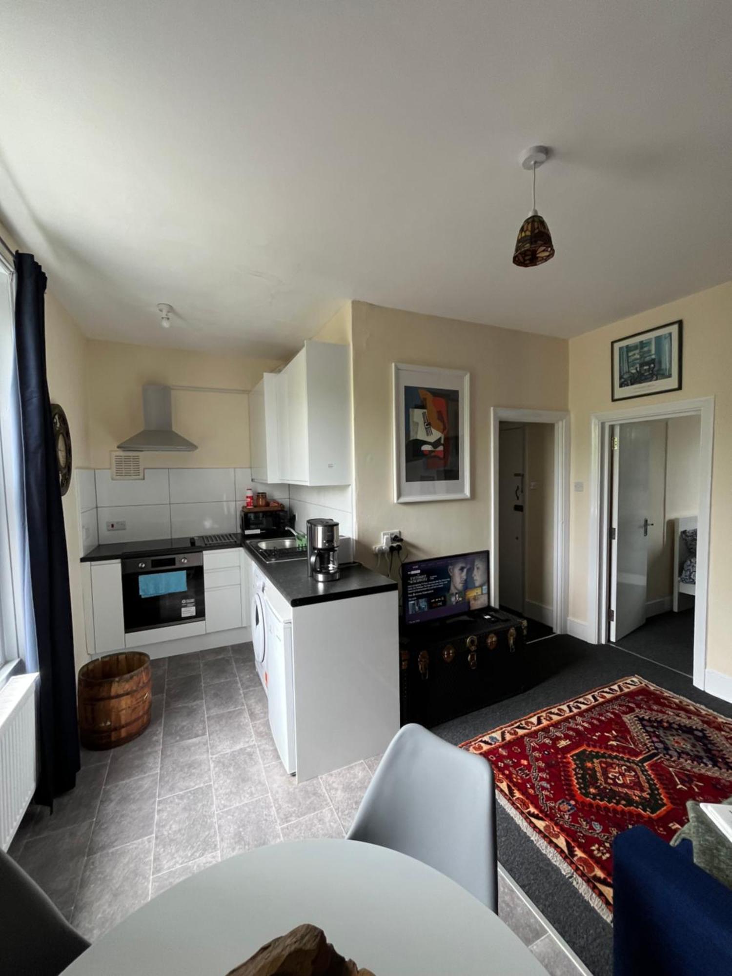 Camden Town Quirky Cosy Flat * Londen