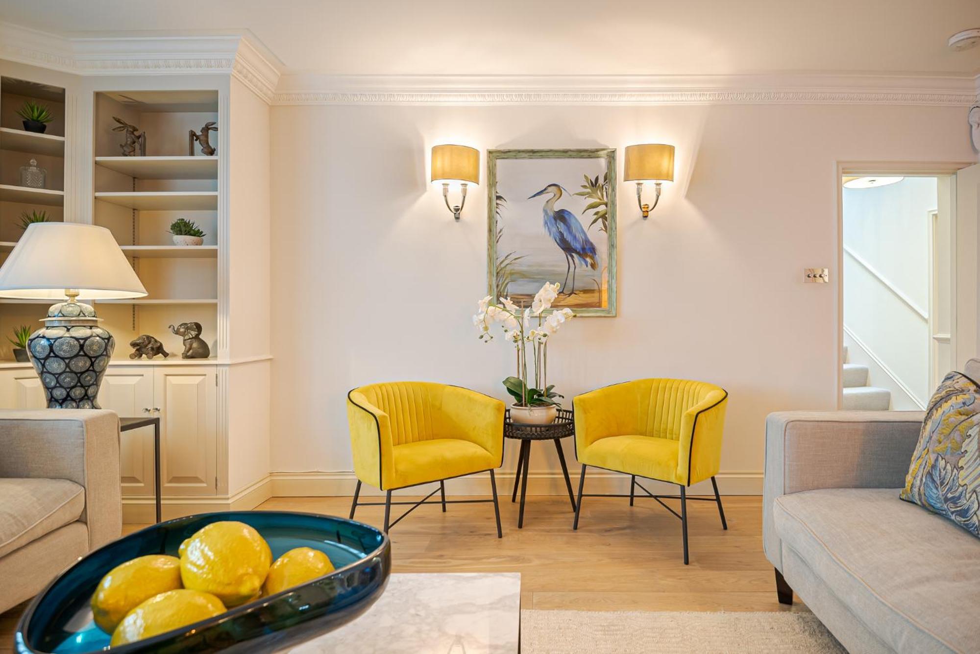 Luxury 3-Bedroom Stay In Belgravia With Private Parking And Ac