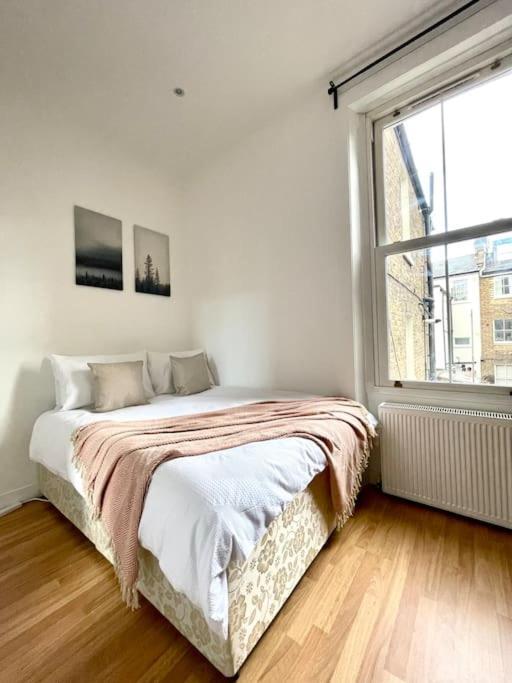 A Charming One Double Bedroom Flat Appartement