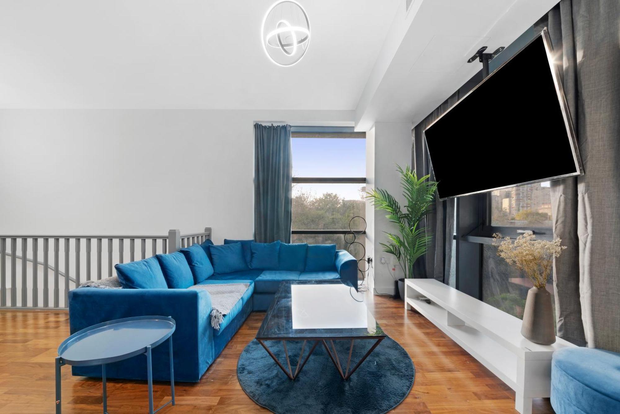 Riverside 2 Bedroom Stratford