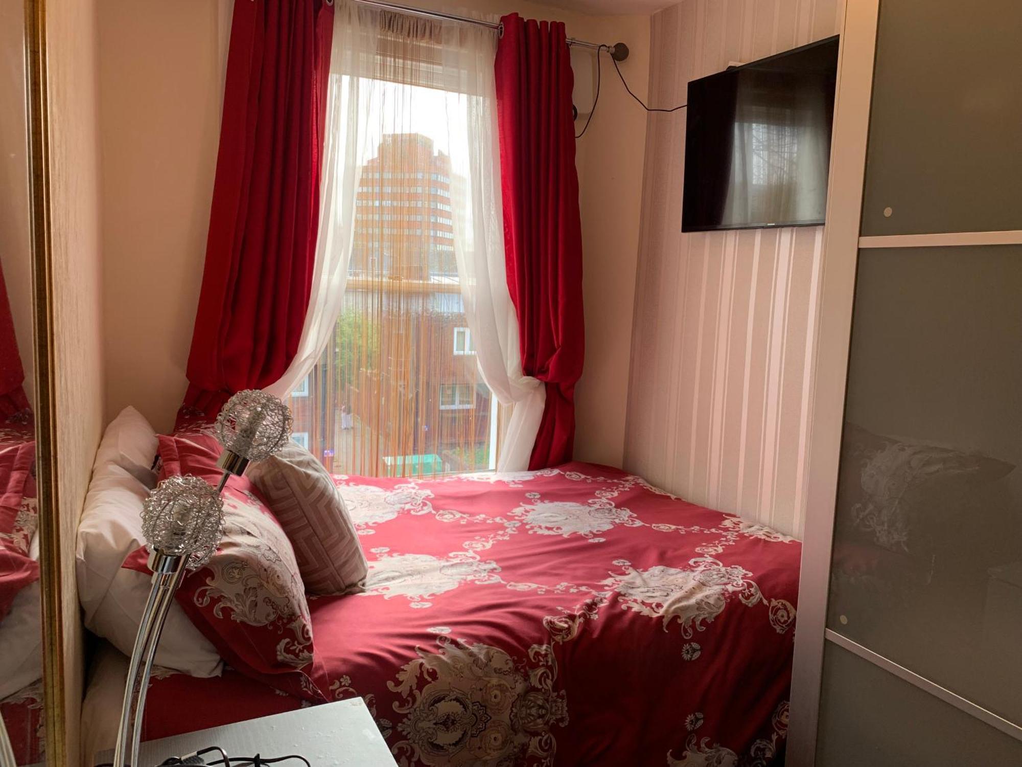 Superbly Furnished In Londres