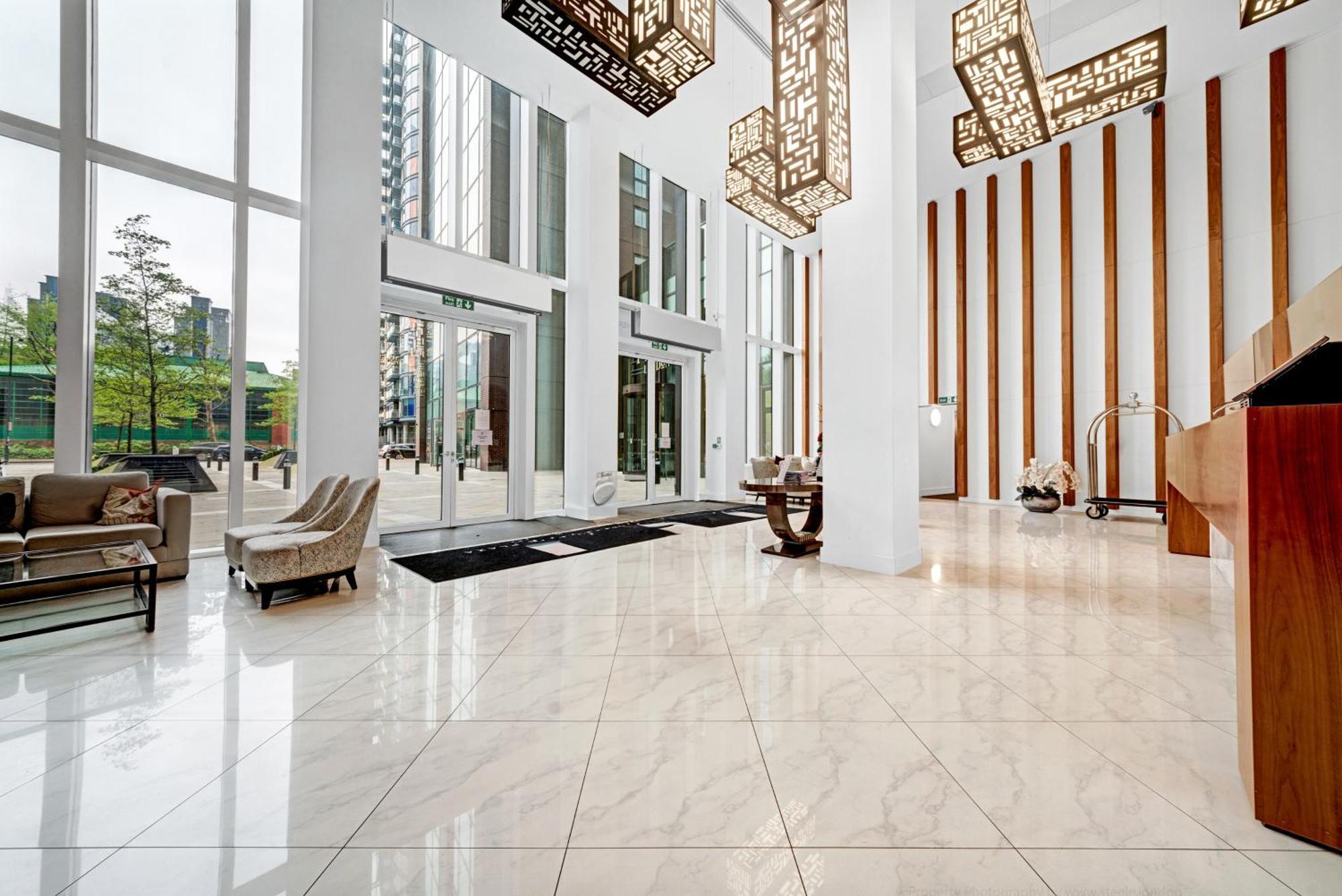 3bed 2bath With High Rise View Canary Wharf Londres