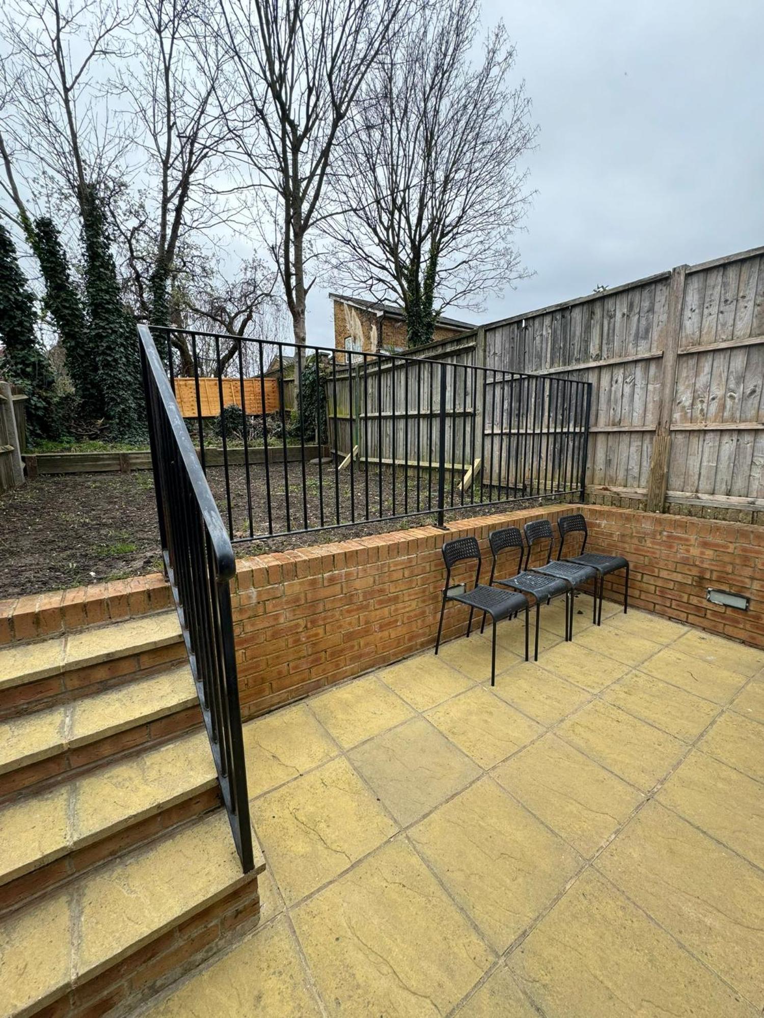 Apartment 2 Double Bedroom Garden Flat In Acton,london