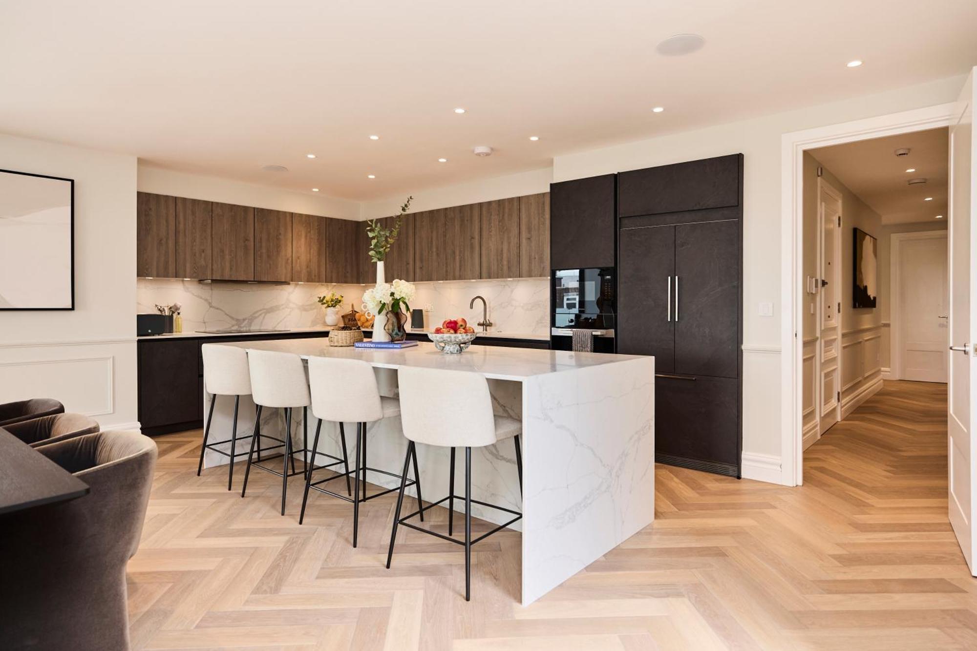 The Temple Fortune Crib - Lovely 3bdr House With Balcony London