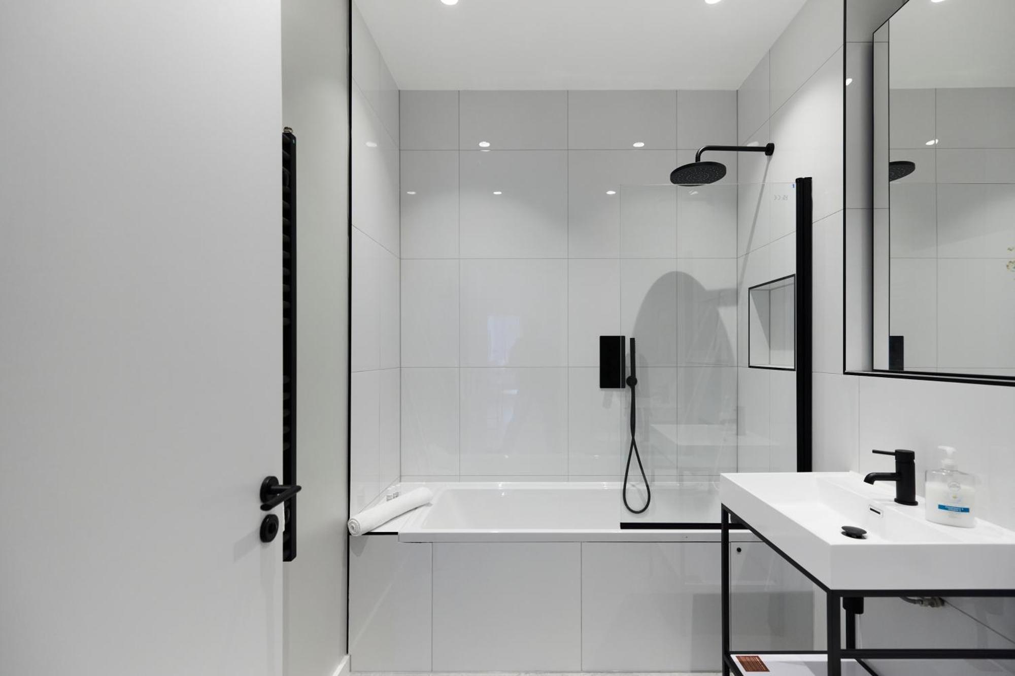 The Brondesbury Quarters - Modern 2bdr Flat With Balcony & Parking Apartamento Londres