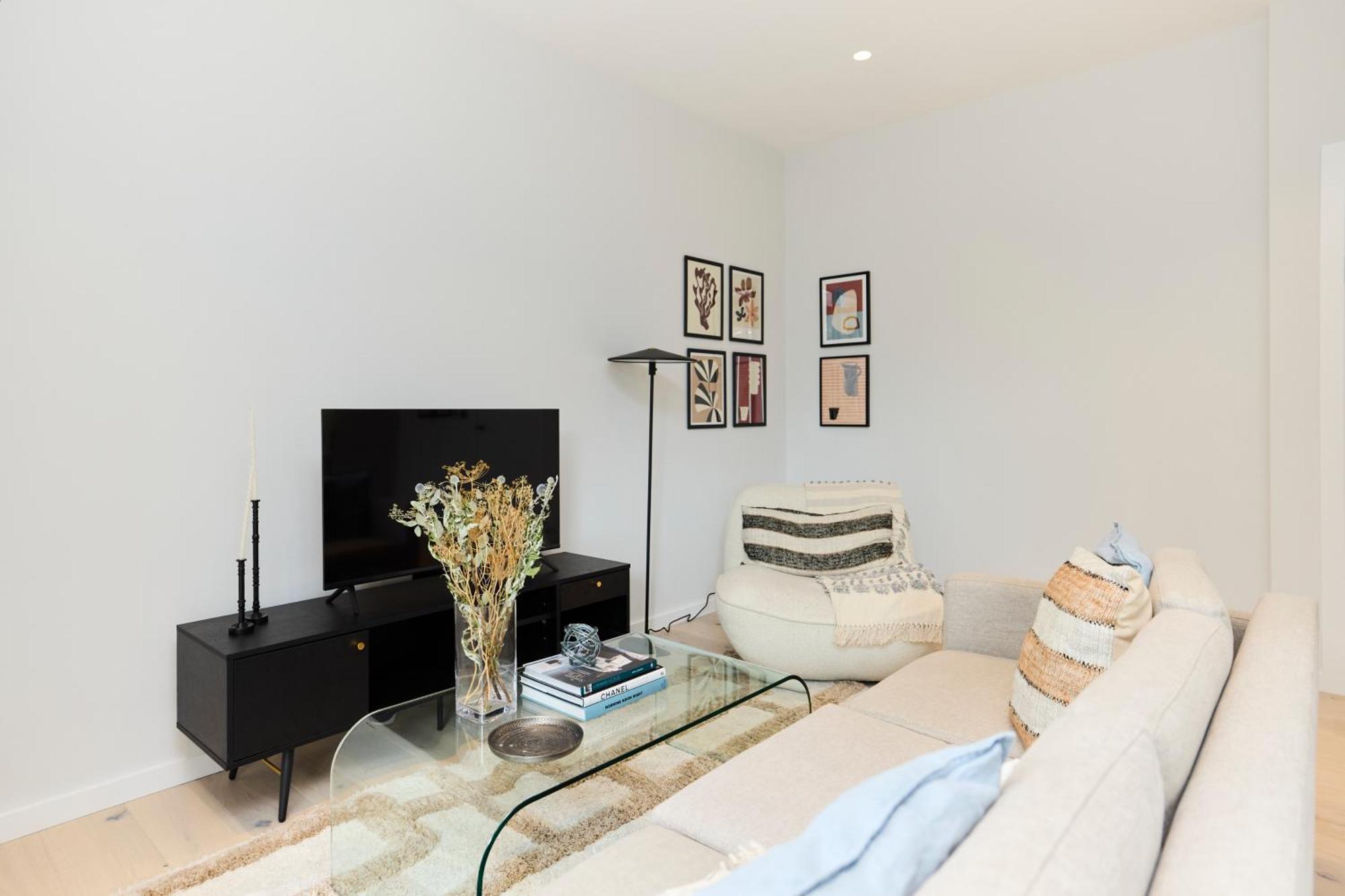 Apartamento The Brondesbury Quarters - Modern 2bdr Flat With Balcony & Parking