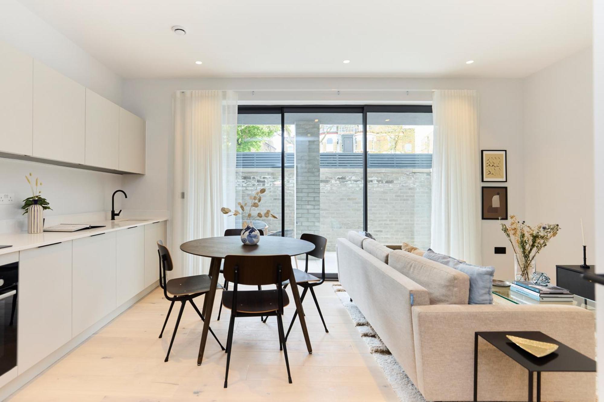 The Brondesbury Quarters - Modern 2bdr Flat With Balcony & Parking Londres