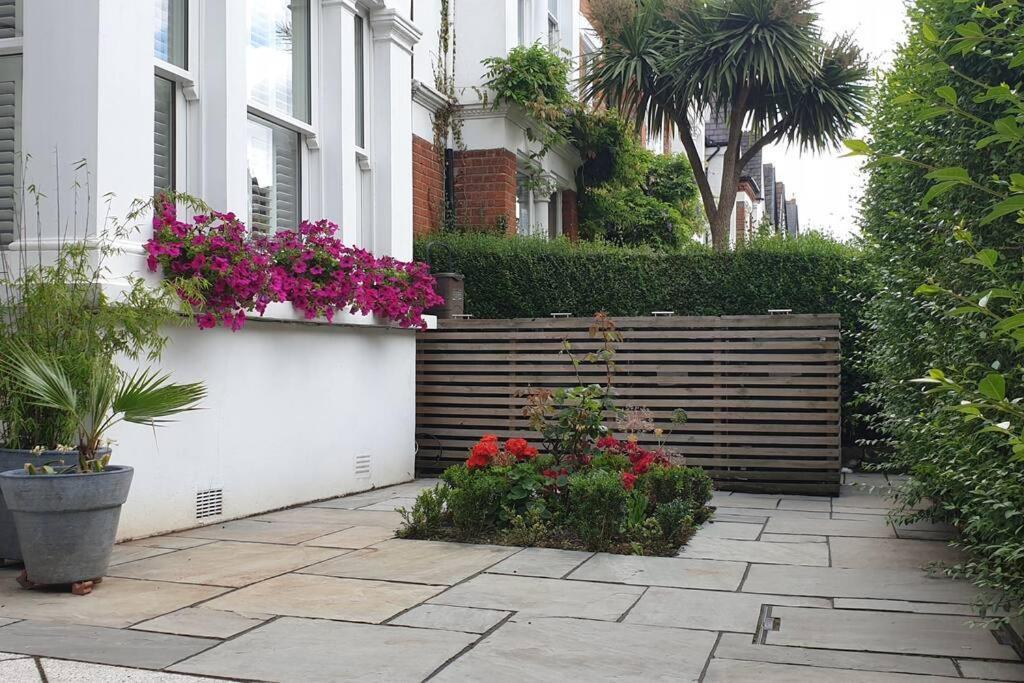 Highgate Maisonette With Roof Terrace Londres