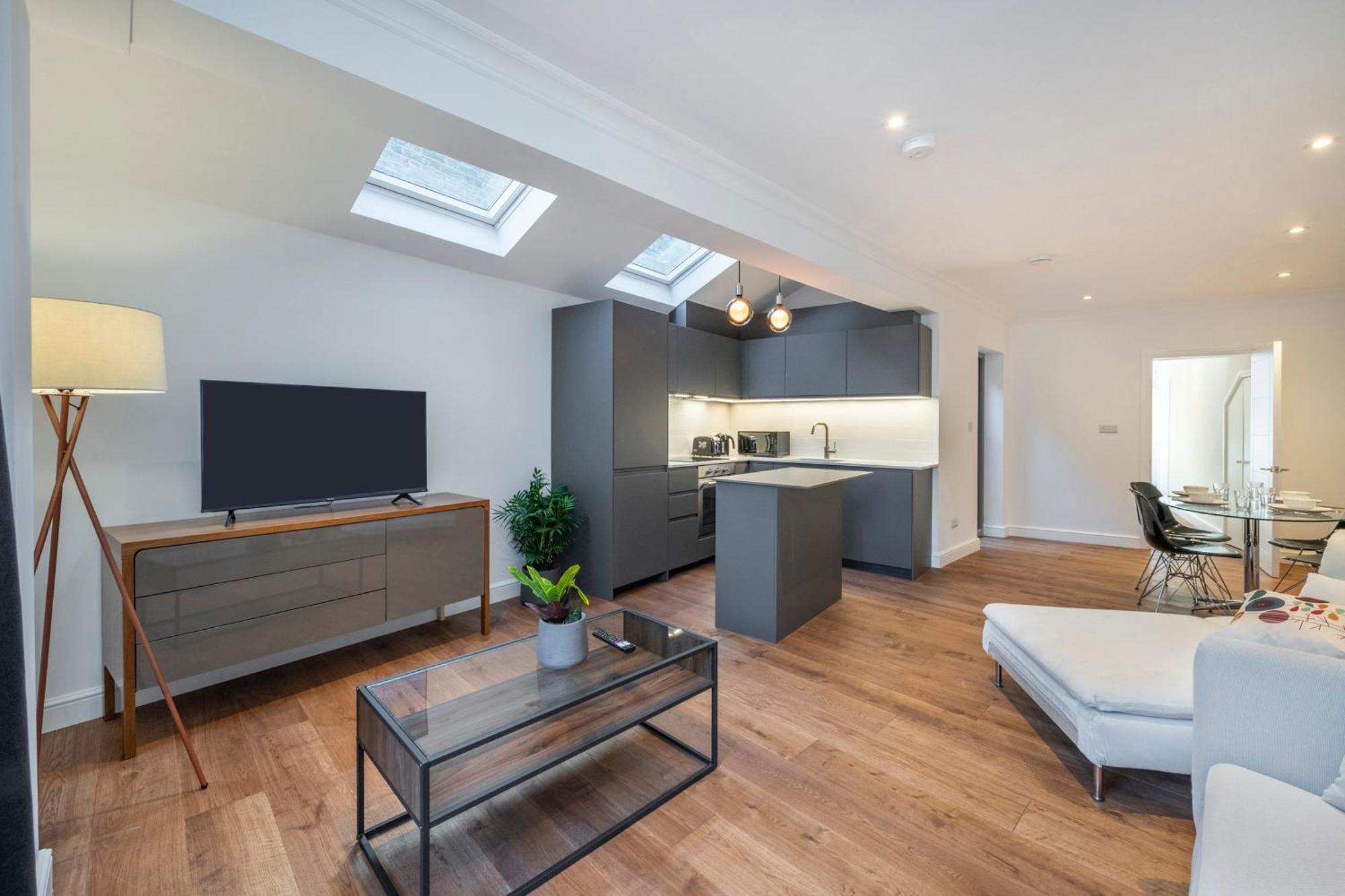 Spacious City Eye, Westminster, Big Ben, Vauxhall Station Apartamento