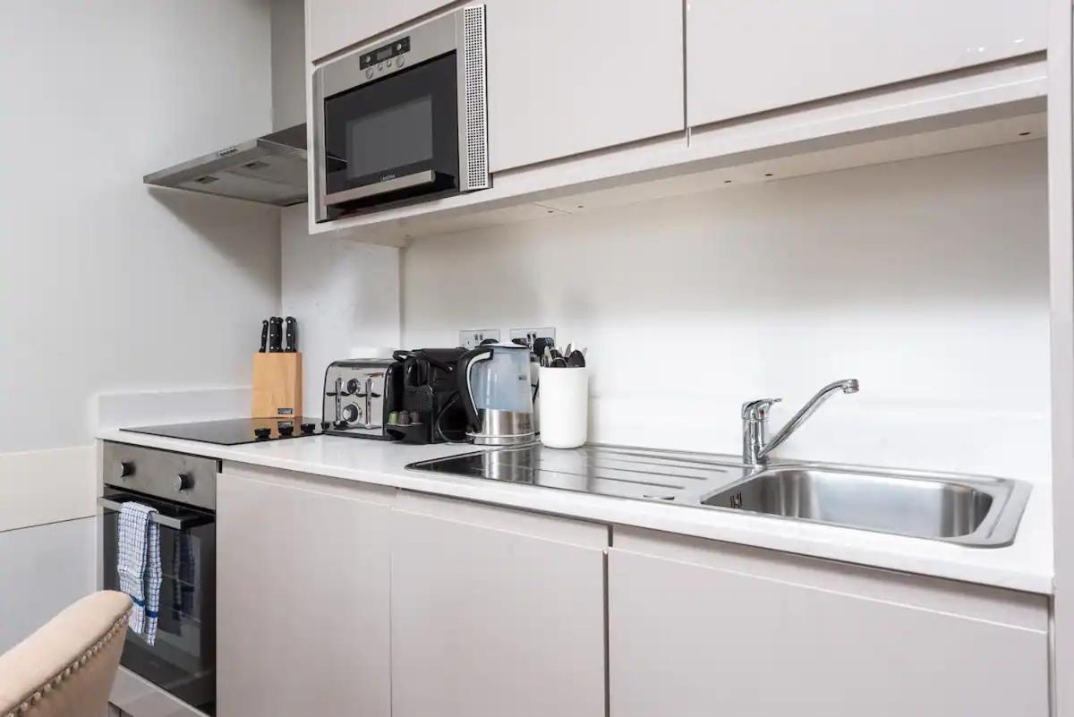 Renovu Premium Homes In Kensington * Londres