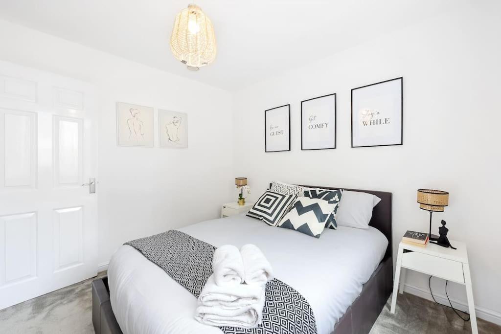 Appartement 3-bedroom Short Term & Flexible Renting Limehouse With Free Wifi & Free Parking *
