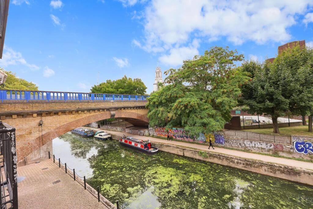3-bedroom Short Term & Flexible Renting Limehouse With Free Wifi & Free Parking * Londres
