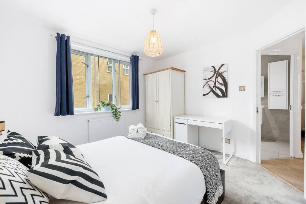 Appartement 3-bedroom Short Term & Flexible Renting Limehouse With Free Wifi & Free Parking