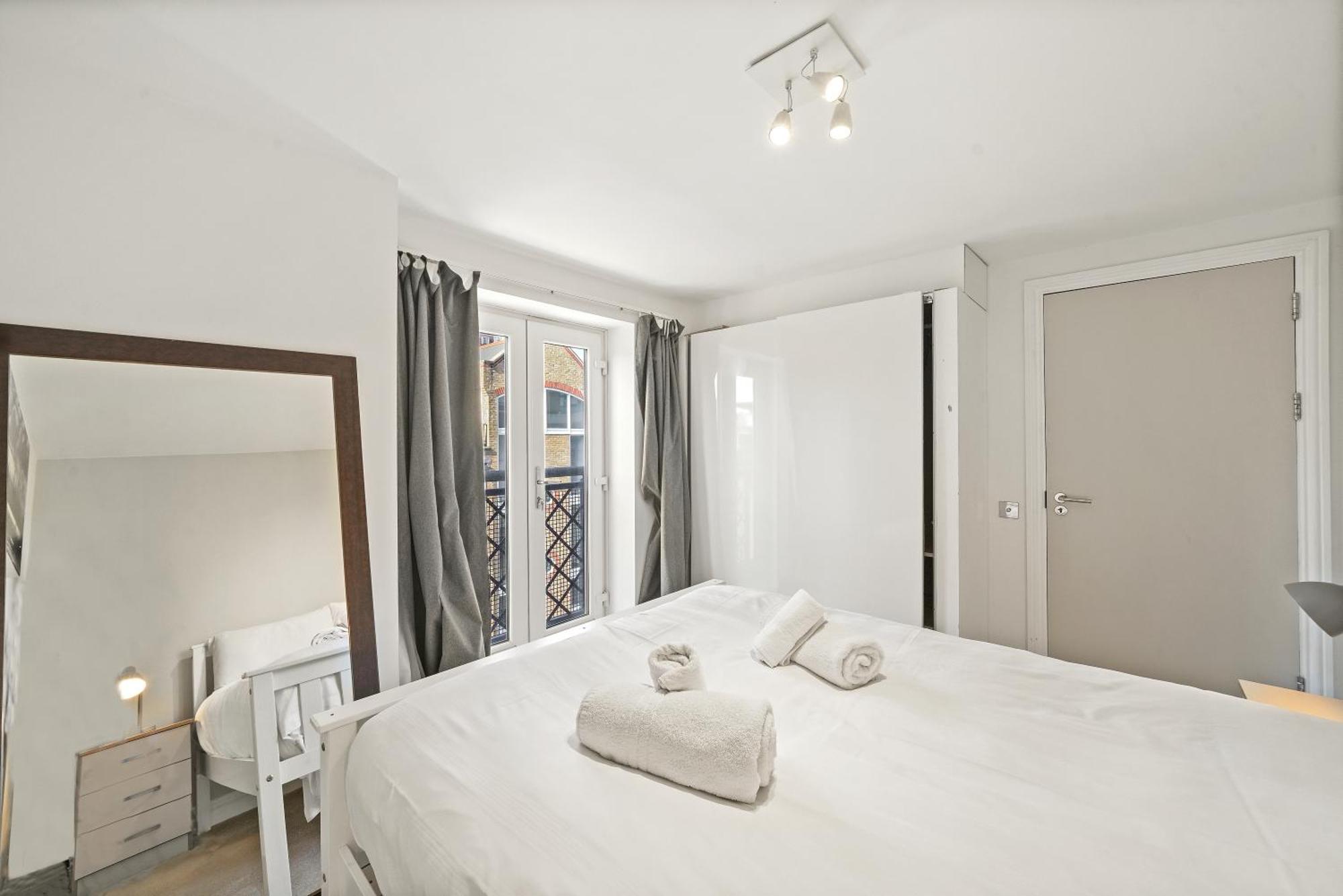 Appartement Monthly Stays! 2 Bedroom Short Term & Flexible Renting Canary Wharf With Free Parking *