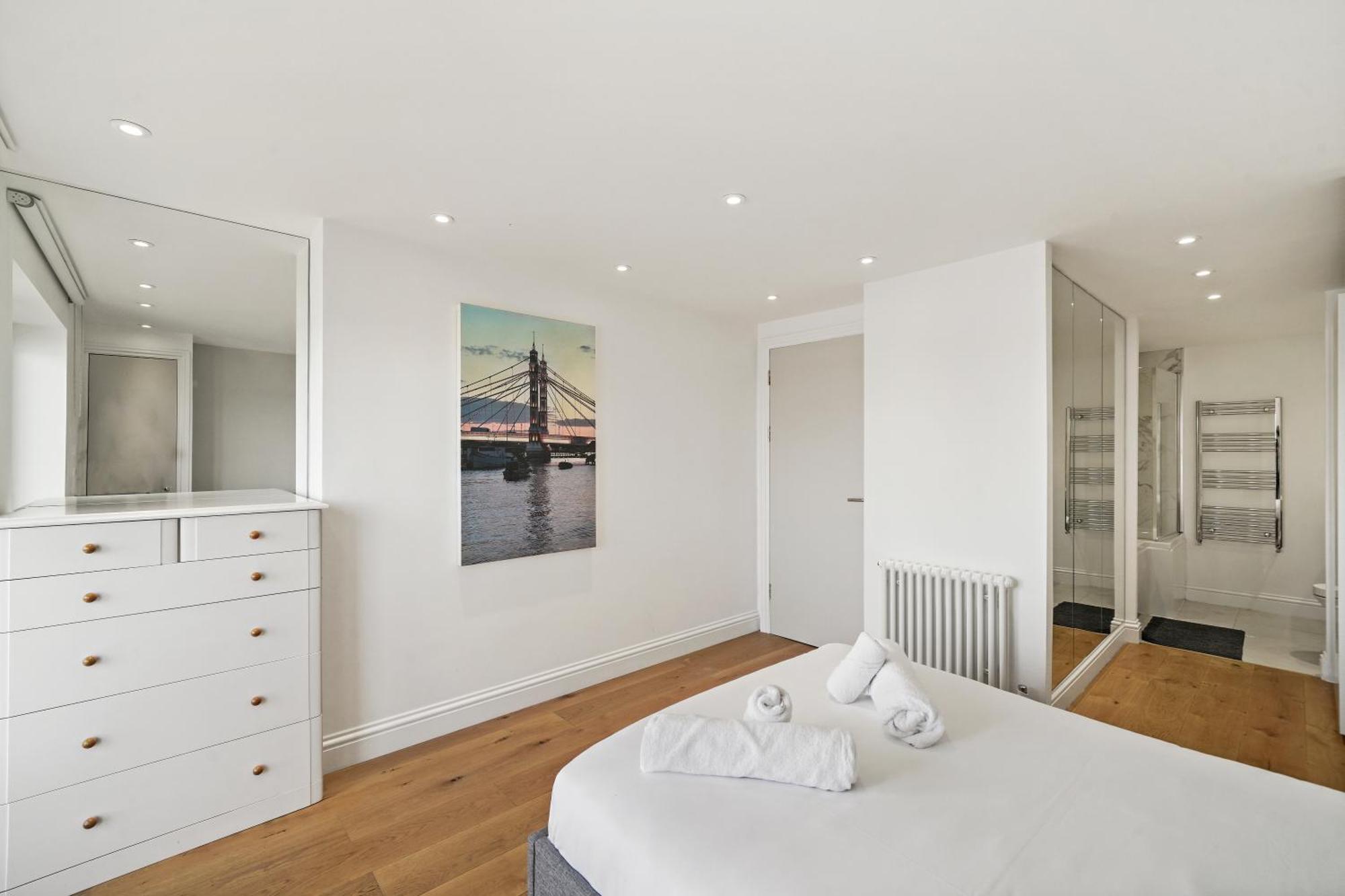 Monthly Stays! 2 Bedroom Short Term & Flexible Renting Canary Wharf With Free Parking Appartement *