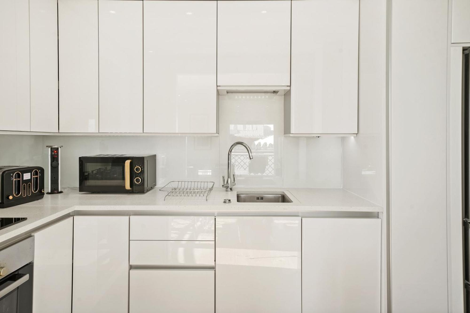 Monthly Stays! 2 Bedroom Short Term & Flexible Renting Canary Wharf With Free Parking Appartement Londres