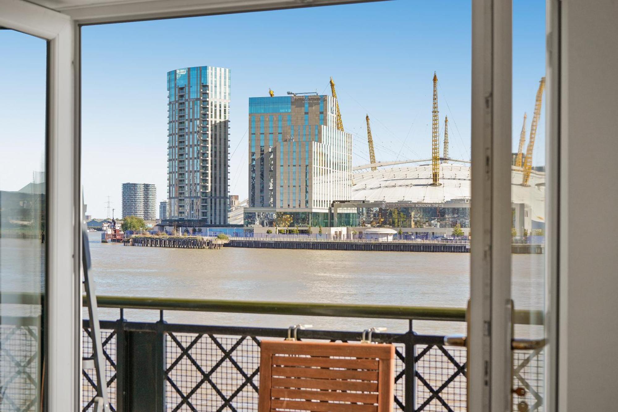 Appartement Monthly Stays! 2 Bedroom Short Term & Flexible Renting Canary Wharf With Free Parking