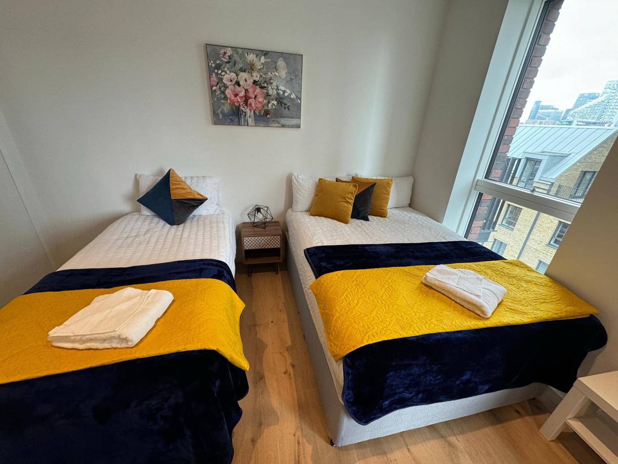 Apartamento Luxury Flat With Balcony, River View, O2 Arena, Excel, Canary Wharf, Station *