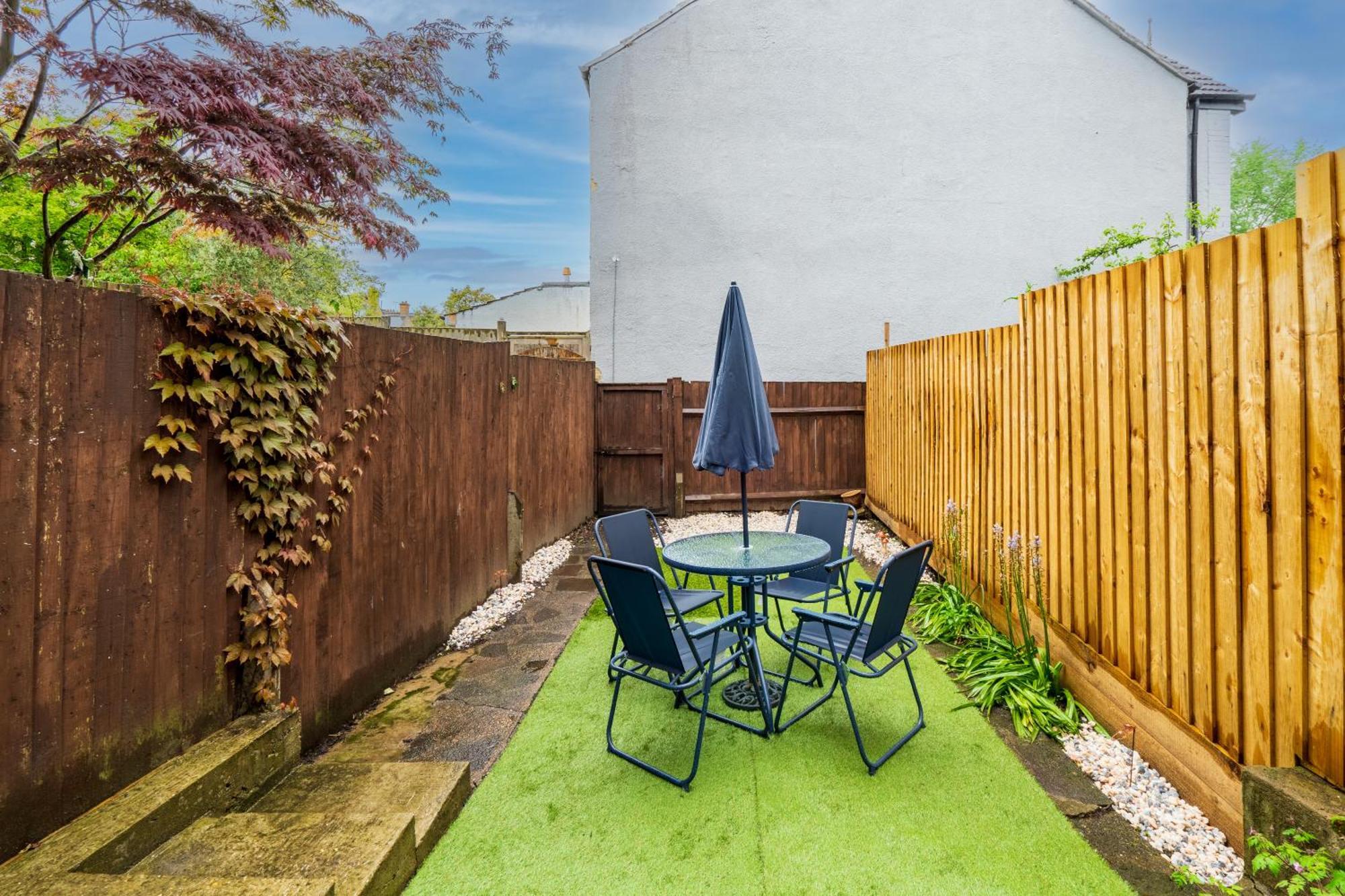Modern 3 Bedroom In Wimbeldon Park *