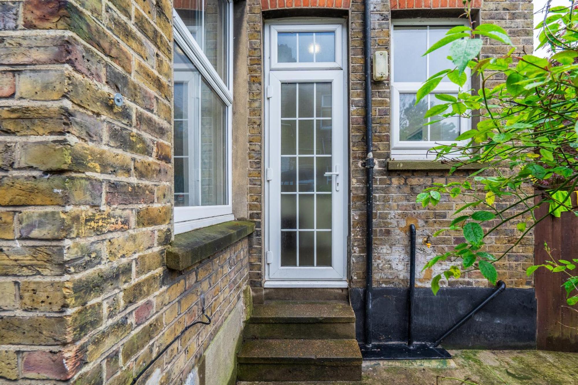 Modern 3 Bedroom In Wimbeldon Park Apartamento