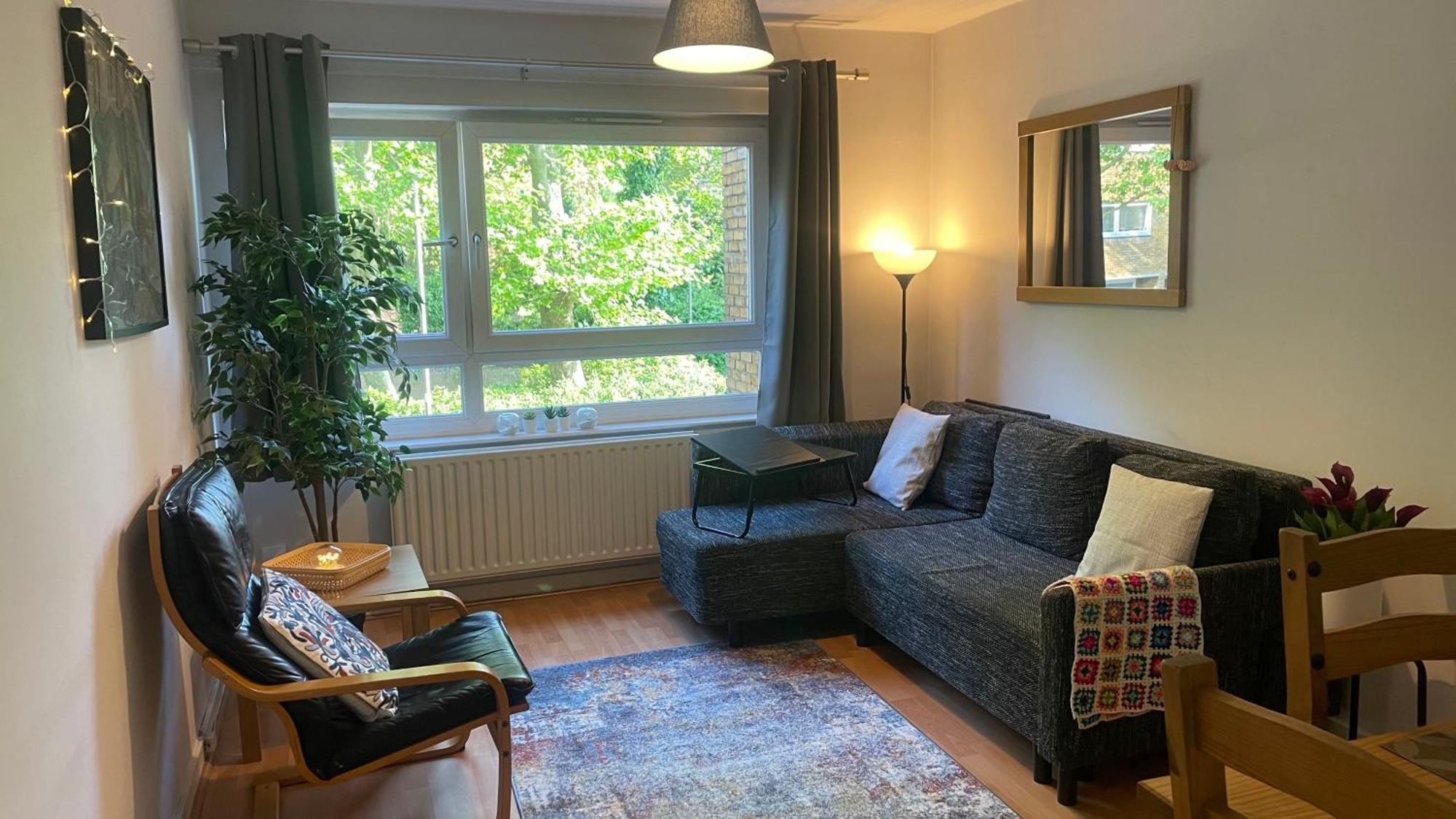 Appartement Cosy Flat For 4, Family Friendly, Private Parking, Close To *