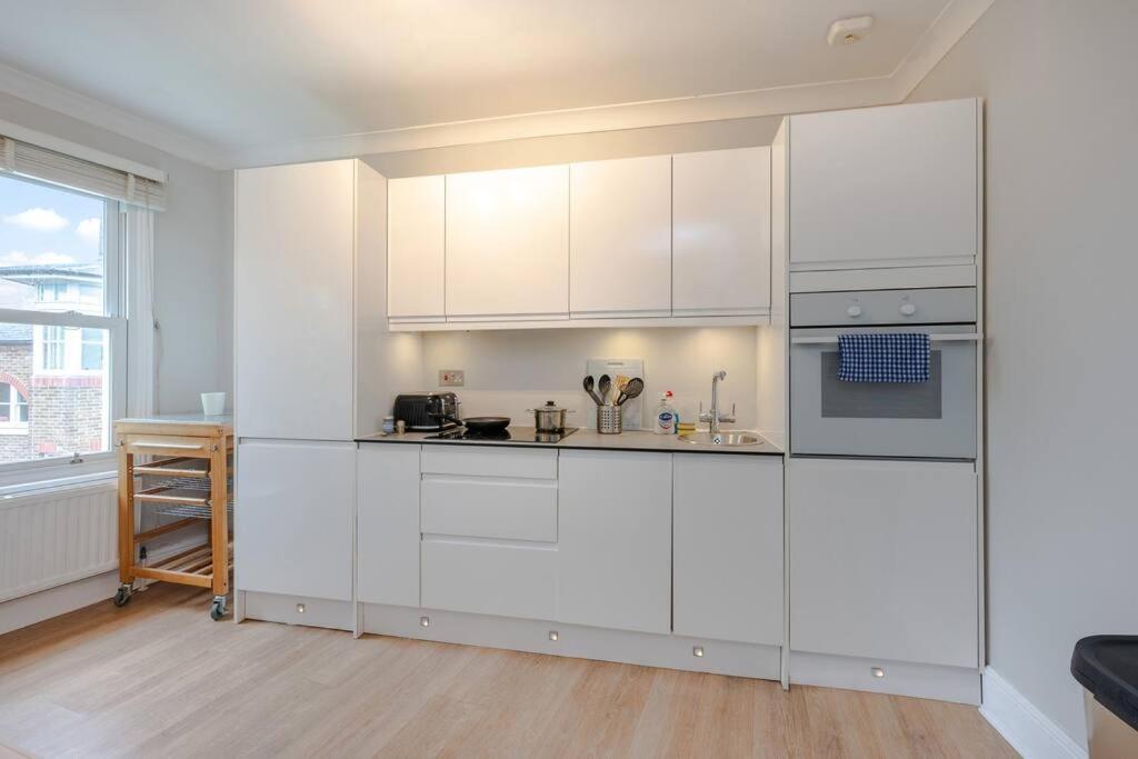 Cosy 2 Bed In Kensington Olympia Appartement
