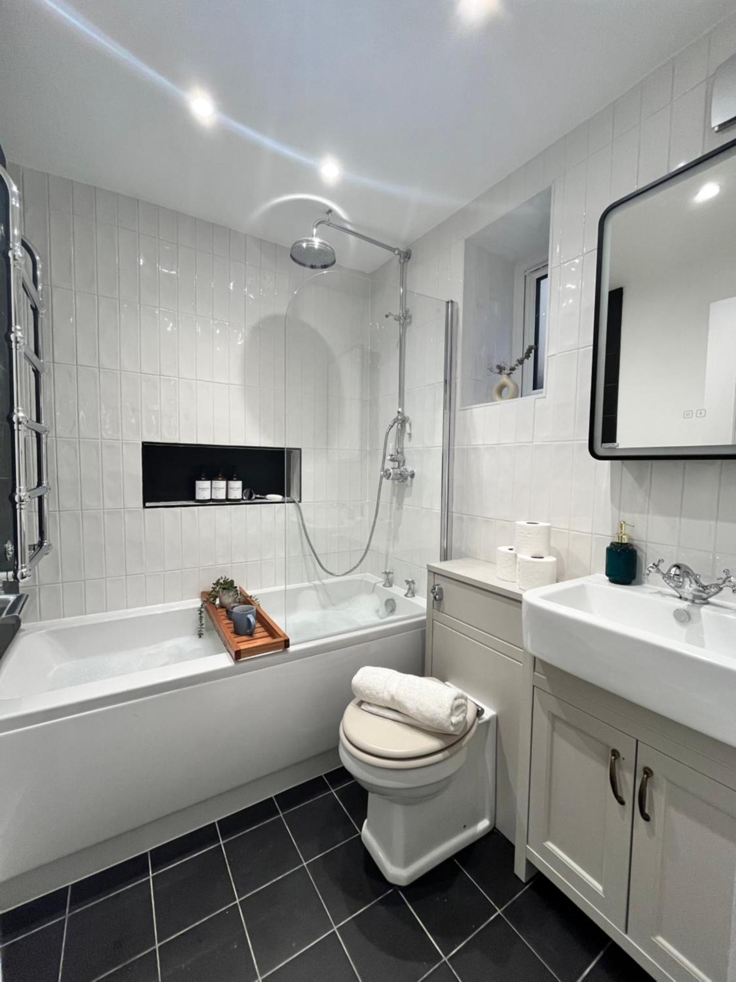 Cozy And Peaceful Apartment With Terrace In Hackney * Londres
