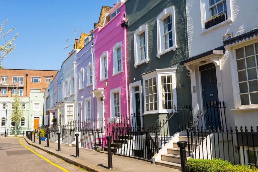 Eclectic Family In The Heart Of Notting Hill Londres